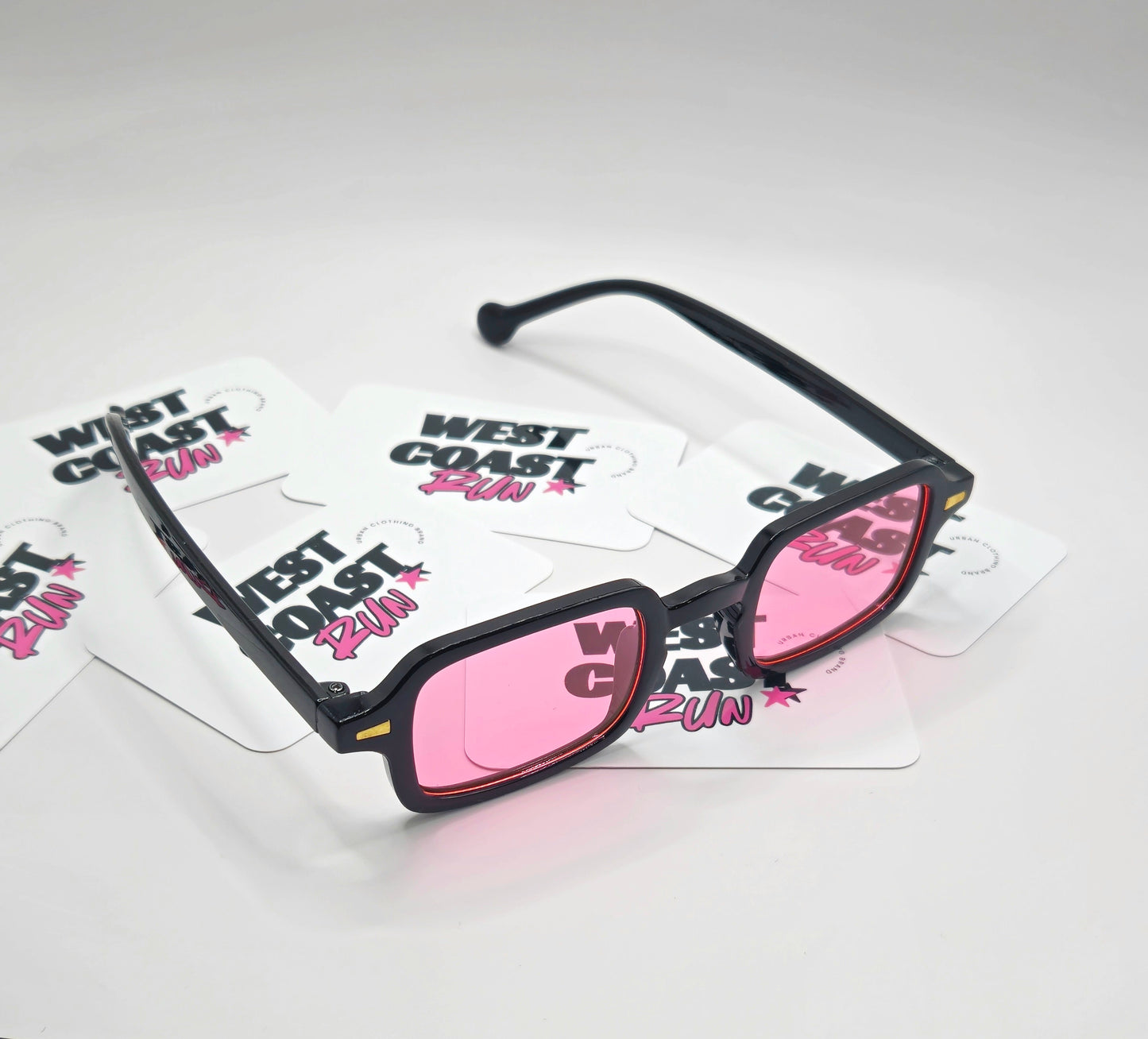Lunettes de soleil - Noir & rose